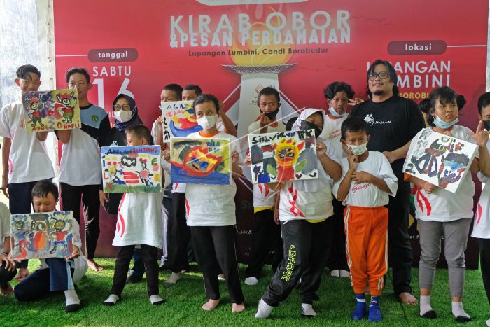aksi-disabilitas-intelektual-serukan-perdamaian-rafs1u-prv